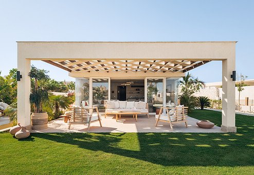 East Bay phase villa